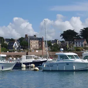 Appartement Les Pieds Dans L'eau Au Port De Ploumanac'h, Perros-Guirec
