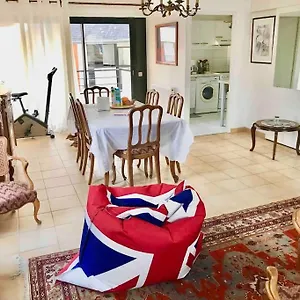 Appartement Grand Duplex Familial Au Coeur De, Perros-Guirec